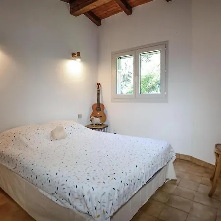 3 Bedroom Amazing In Semesterbostad *