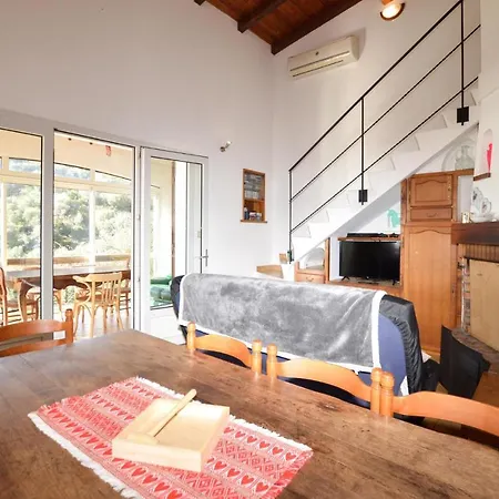別荘 3 Bedroom Amazing In Casaglione